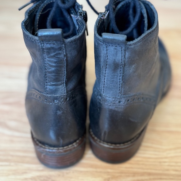 5th Avenue Black Leather Flat Wingtip Lace Up Ankle Boots, 40 eu size - Picture 4 of 8